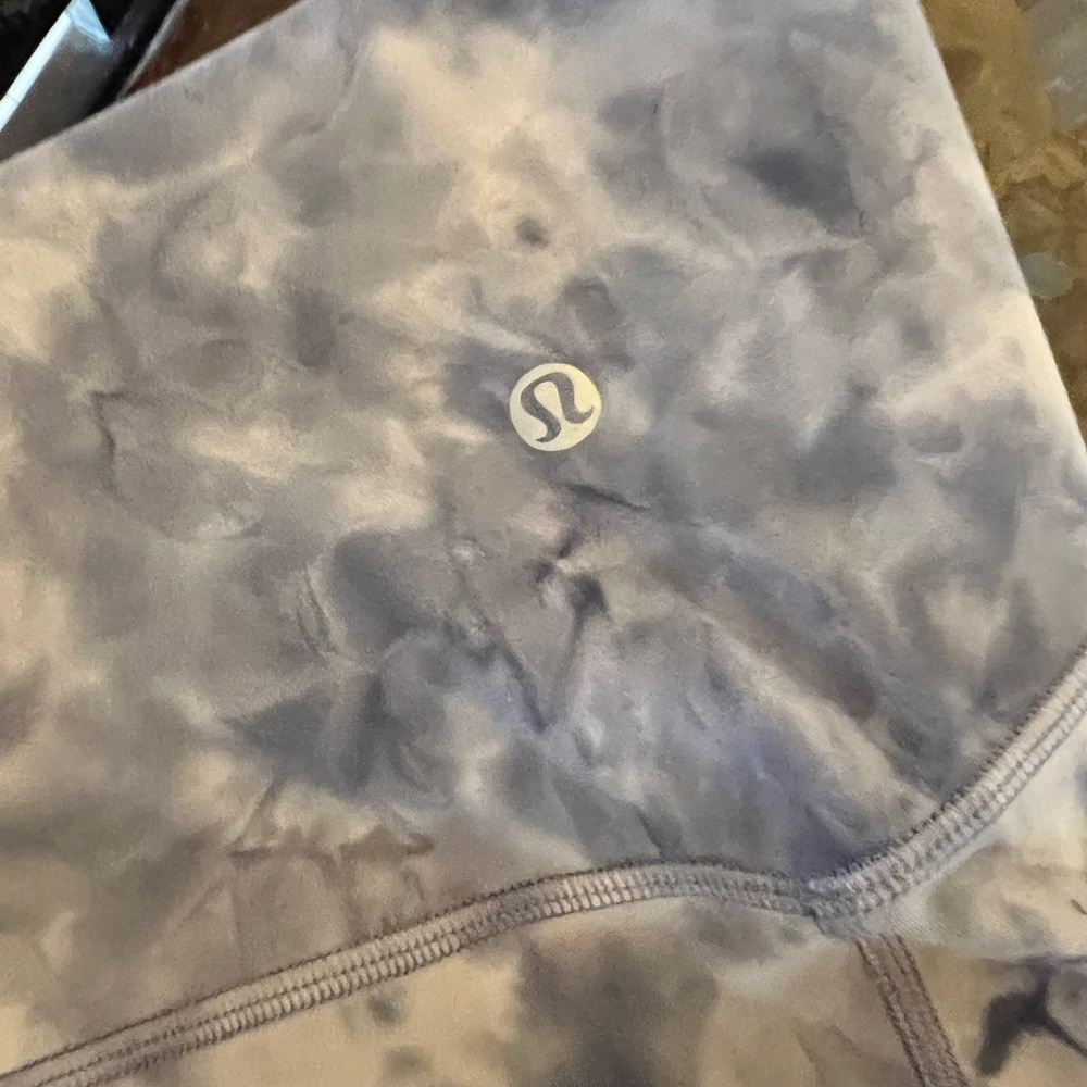 Lululemon align diamond dye size 8 like new